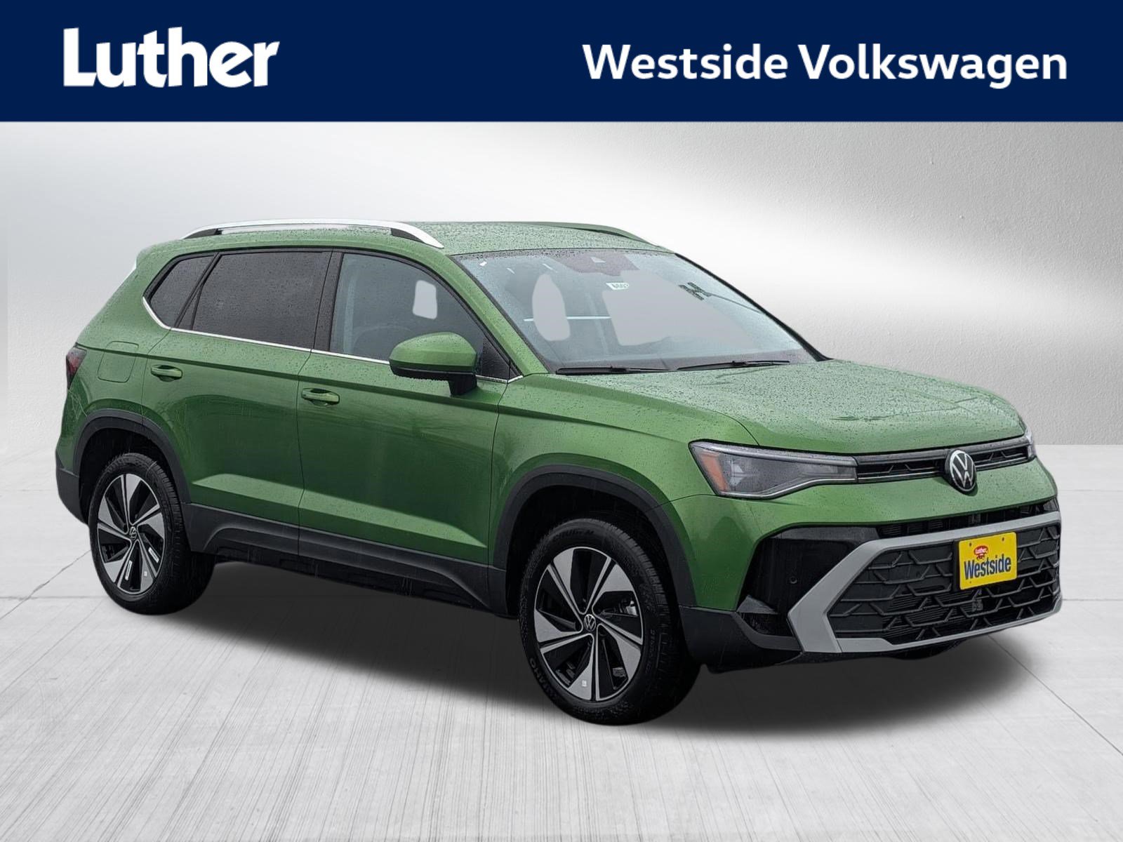 New 2026 Volkswagen Taos SE AWD/4WD image 1