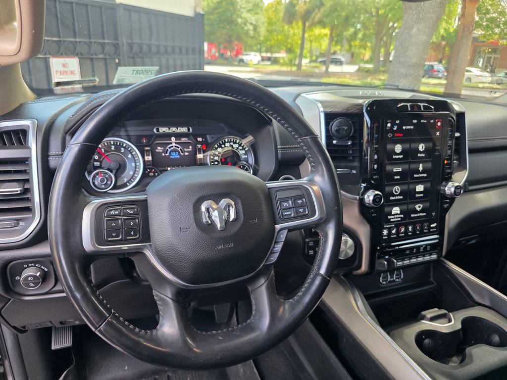 Used 2021 RAM 2500 Laramie AWD/4WD image 16