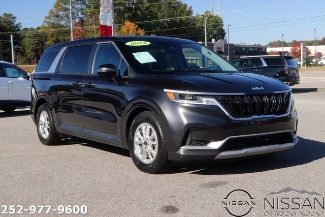 Used 2024 Kia Carnival LX