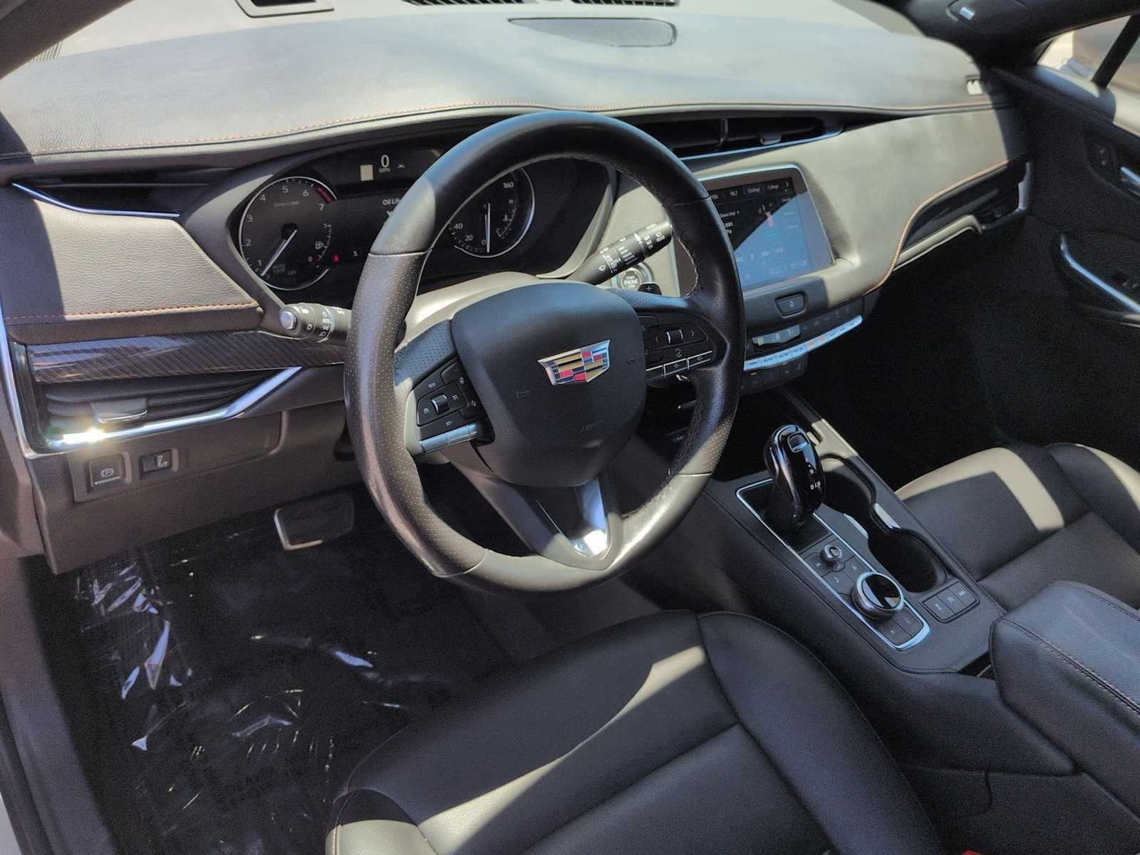 Certified 2023 Cadillac XT4 Sport w/ Driver Assist Package FWD image 12