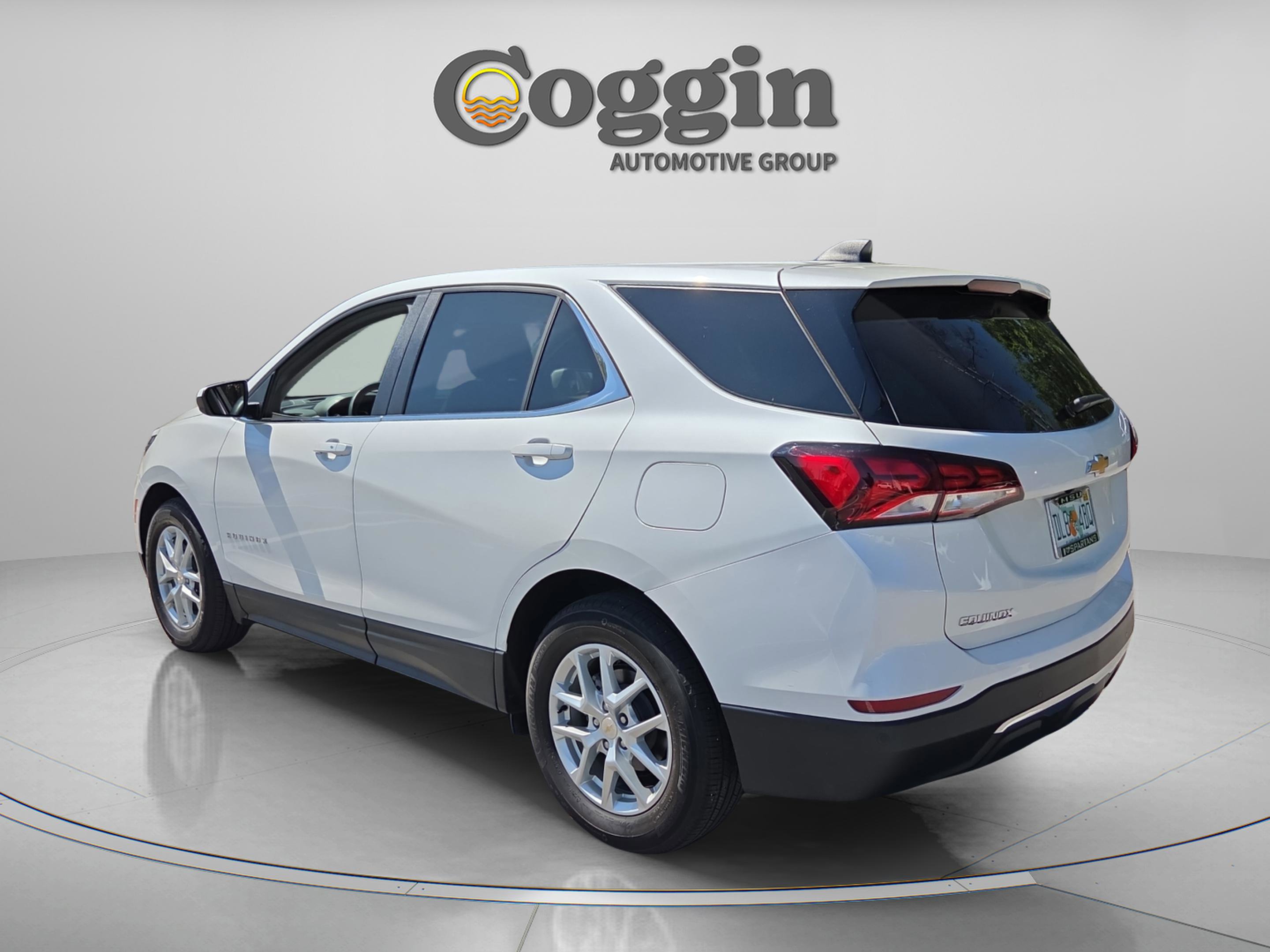 Used 2023 Chevrolet Equinox LT FWD image 3