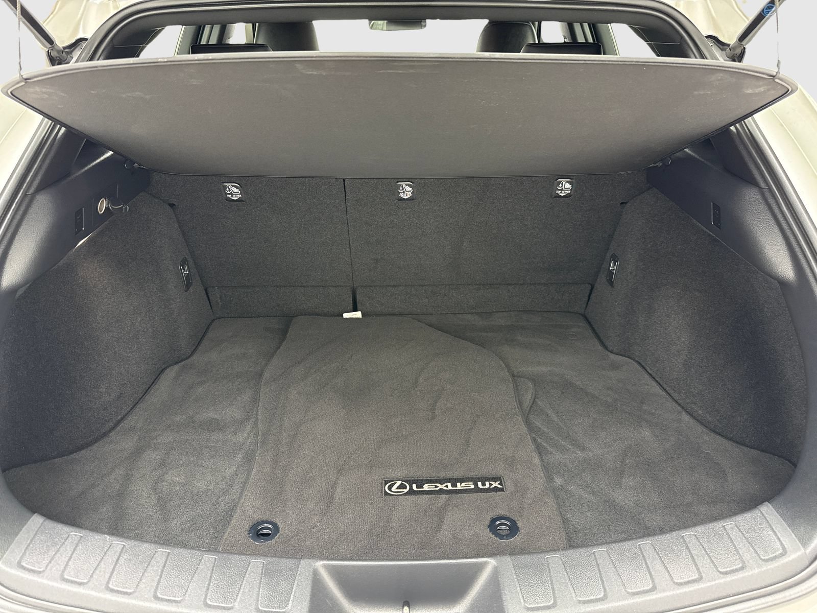 Used 2020 Lexus UX 200 w/ Accessory Package FWD image 48