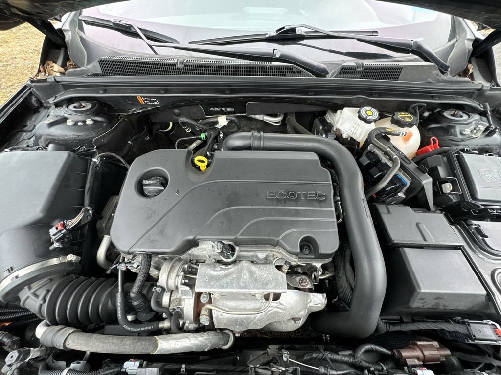 Used 2024 Chevrolet Malibu LT w/ Midnight Edition FWD image 24