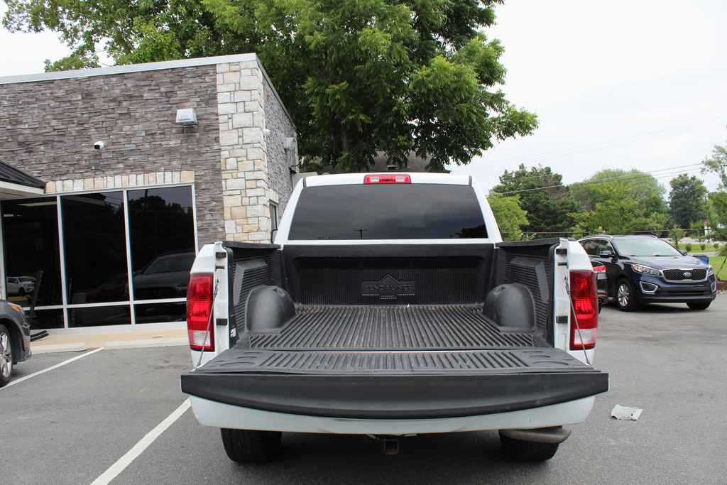 Used 2019 RAM 1500 Express w/ Express Value Package AWD/4WD image 7