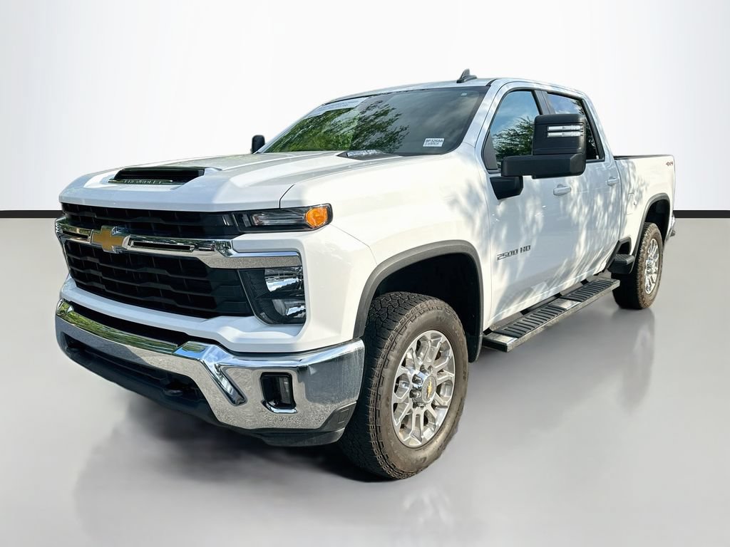 Used 2025 Chevrolet Silverado 2500 LT w/ Convenience Package AWD/4WD image 1
