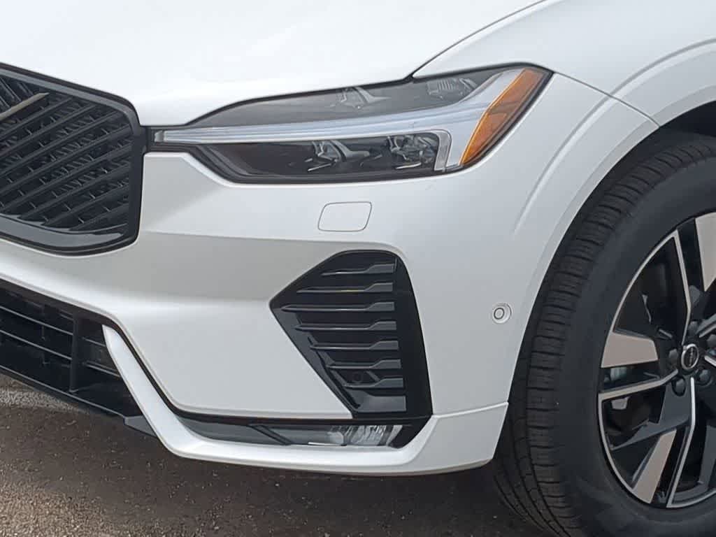 New 2026 Volvo XC60 B5 Plus w/ Protection Package Premier AWD/4WD image 10