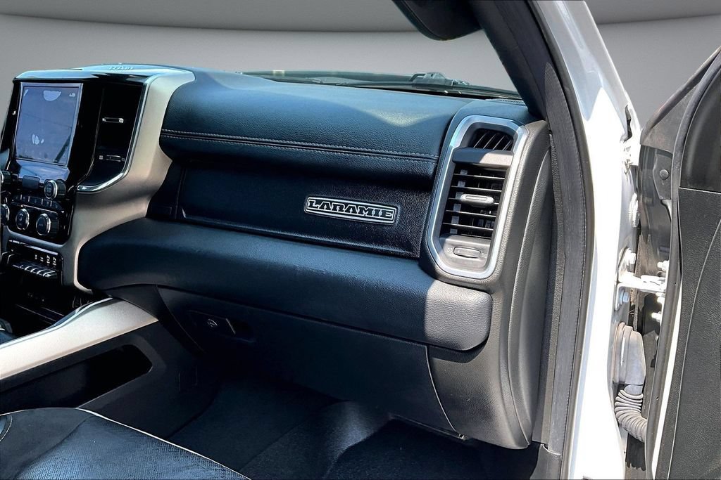 Used 2019 RAM 1500 Laramie w/ Sport Appearance Package AWD/4WD image 27