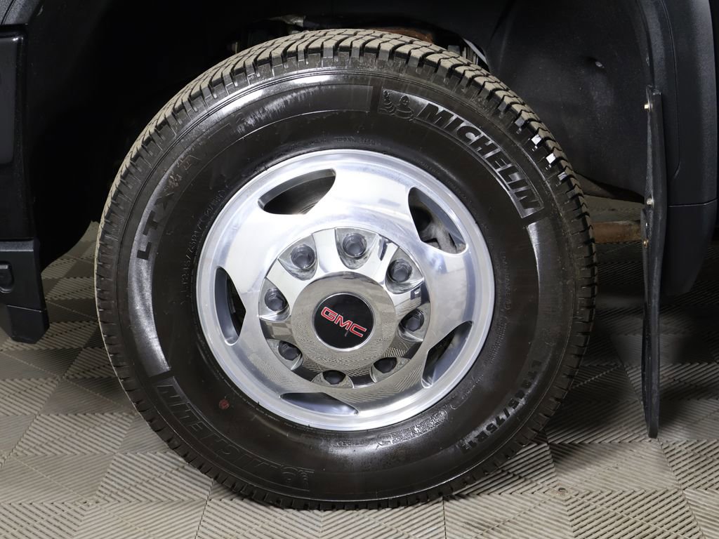 Used 2021 GMC Sierra 3500 Denali w/ Denali Ultimate Package image 23