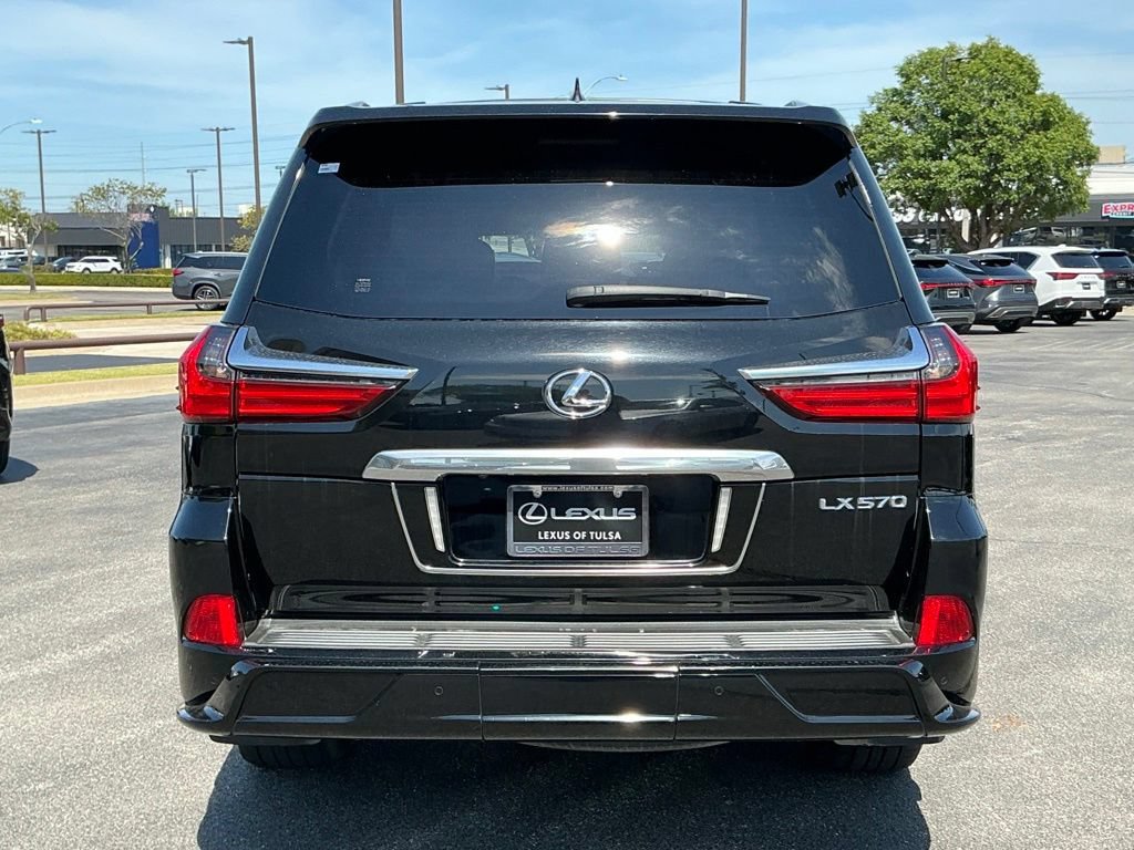 Used 2020 Lexus LX 570 4WD w/ Sport Package image 4