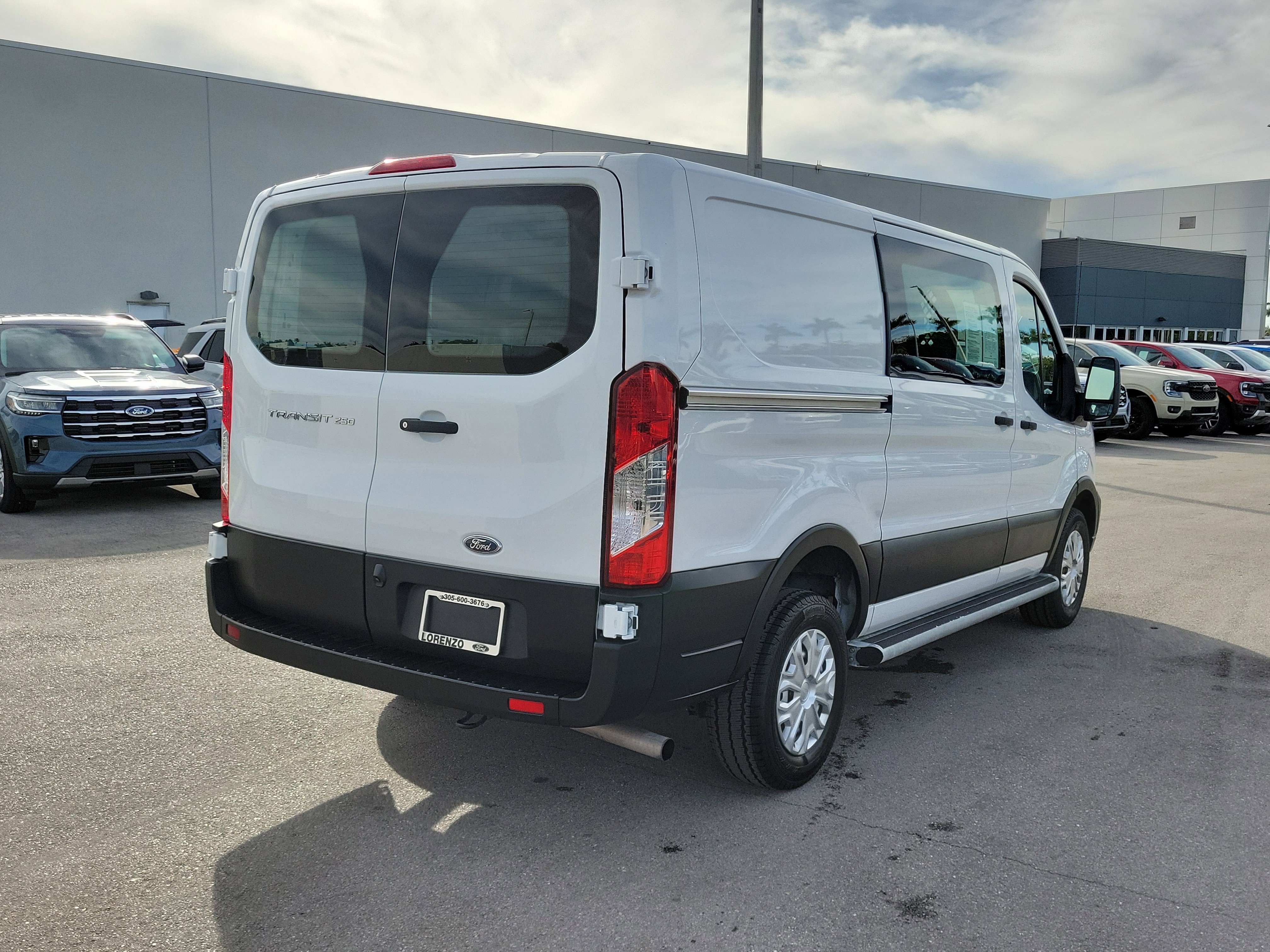 Used 2024 Ford Transit 250 Low Roof w/ Exterior Upgrade Package image 4