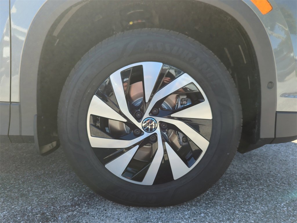 New 2026 Volkswagen Tiguan S image 41