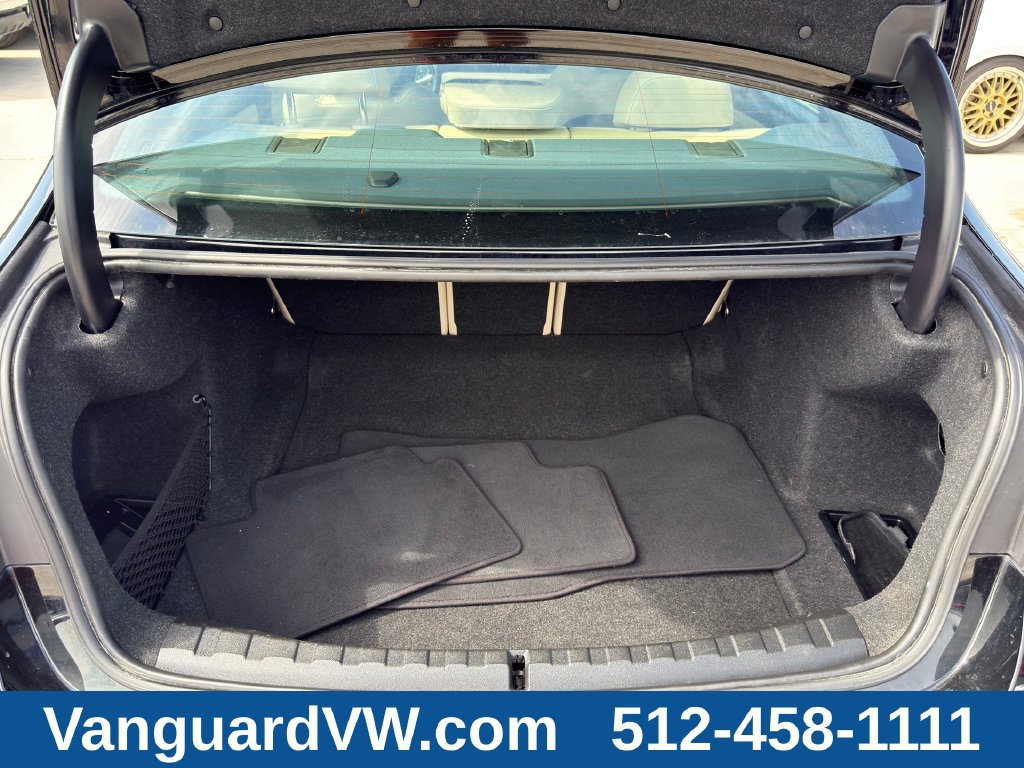 Used 2025 BMW 330i Sedan RWD image 11
