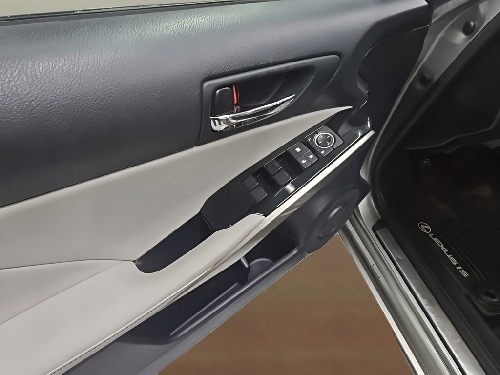 Used 2015 Lexus IS 250 AWD w/ Navigation System Package image 10
