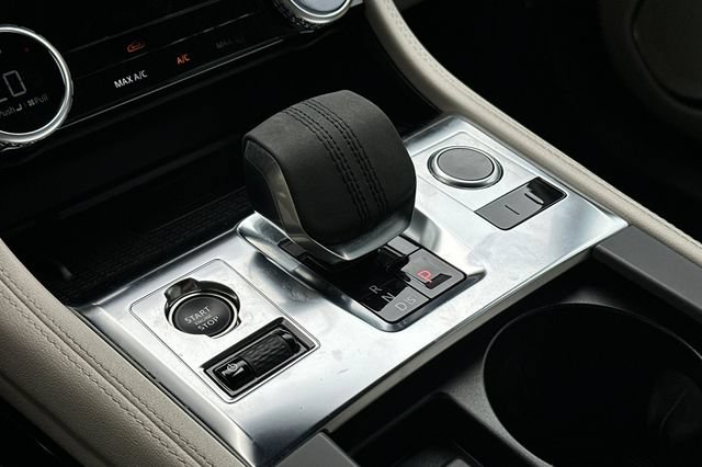 Certified 2024 Jaguar F-PACE R-Dynamic S AWD/4WD image 21