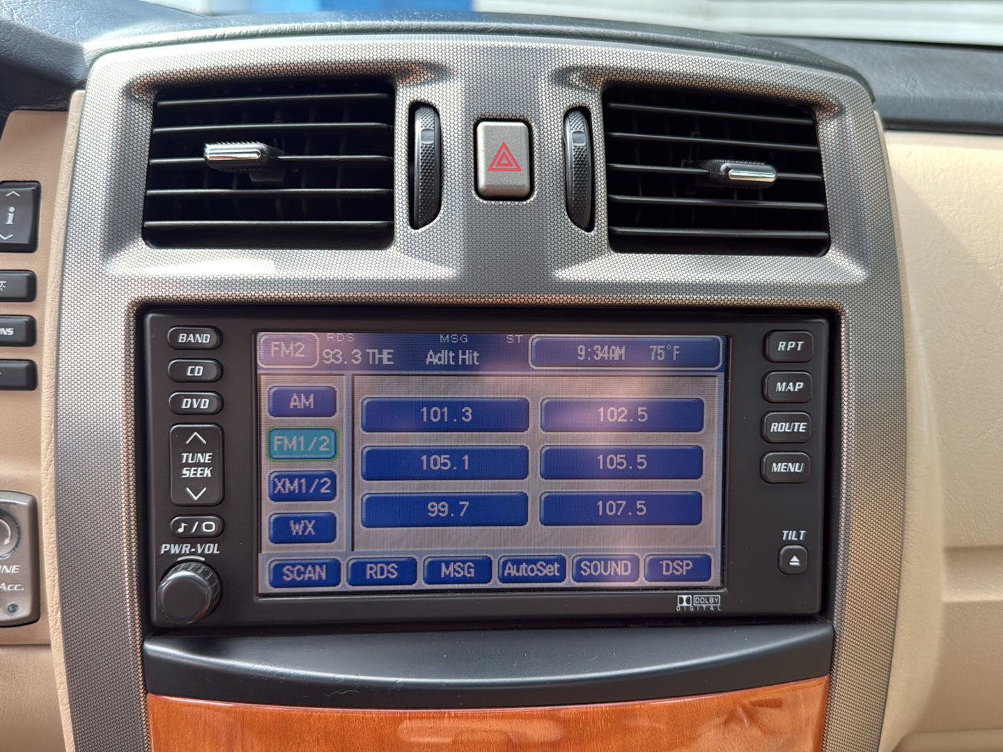 Used 2007 Cadillac XLR RWD image 23