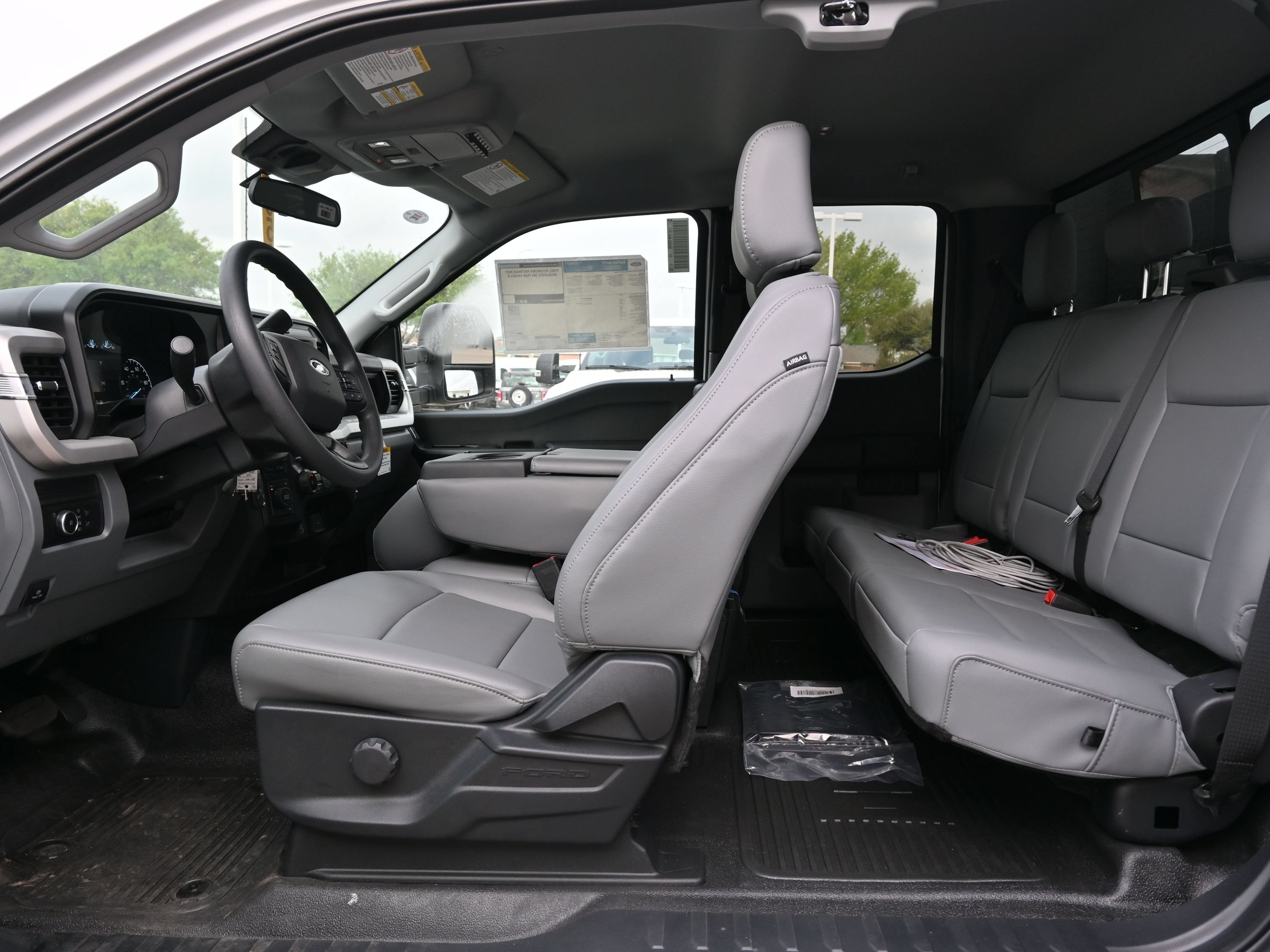 New 2026 Ford F550 4x4 Supercab Super Duty image 18