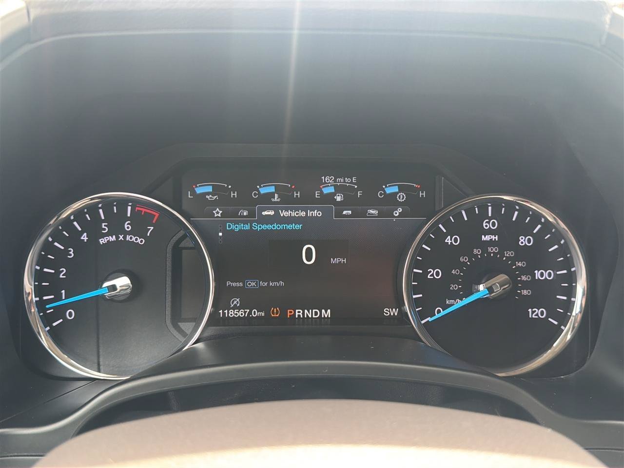 Used 2018 Ford Expedition Max XLT w/ Equipment Group 202A AWD/4WD image 29