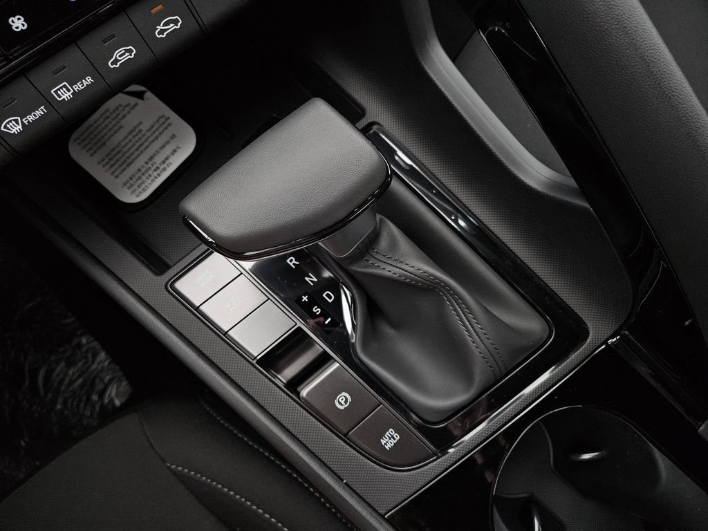 New 2026 Hyundai Elantra SEL FWD image 20