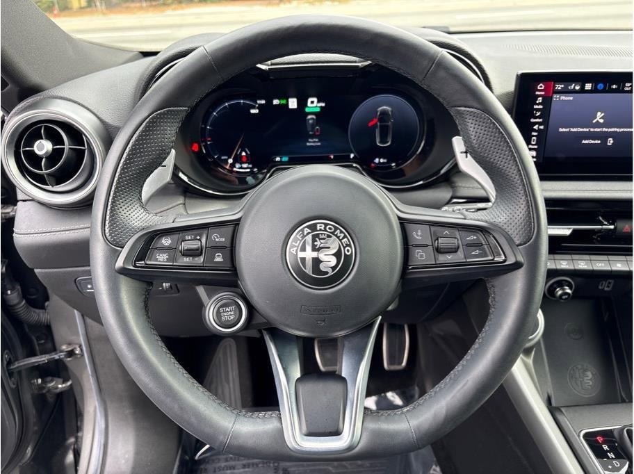 Used 2024 Alfa Romeo Tonale Veloce image 16
