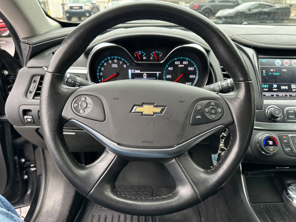 Used 2017 Chevrolet Impala LT image 15