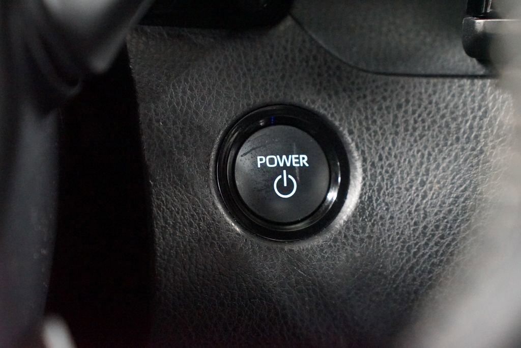 Certified 2025 Toyota Camry SE image 23