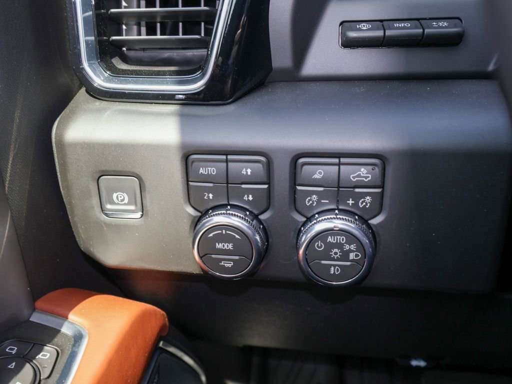 New 2026 GMC Sierra 2500 Denali Ultimate w/ Max Trailering Package AWD/4WD image 30