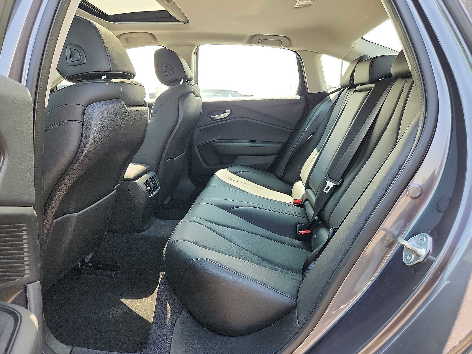 Used 2023 Acura TLX FWD image 10