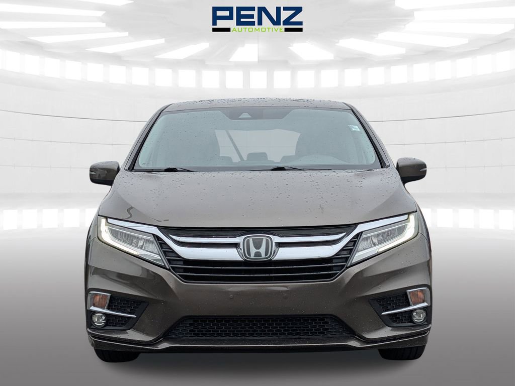 Used 2020 Honda Odyssey Touring image 2