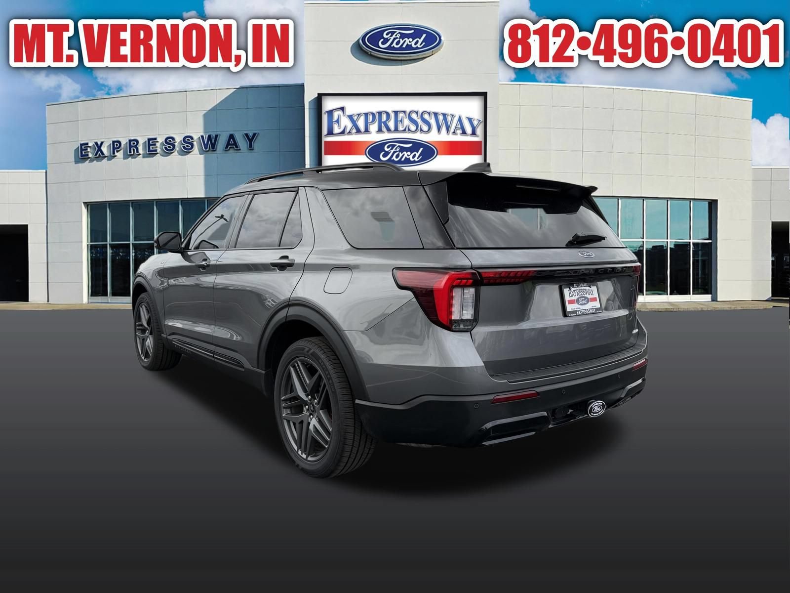 Used 2025 Ford Explorer ST-Line w/ ST-Line Street Pack AWD/4WD image 9
