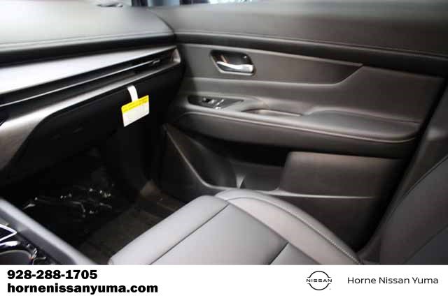 Certified 2025 Nissan Murano SV image 11