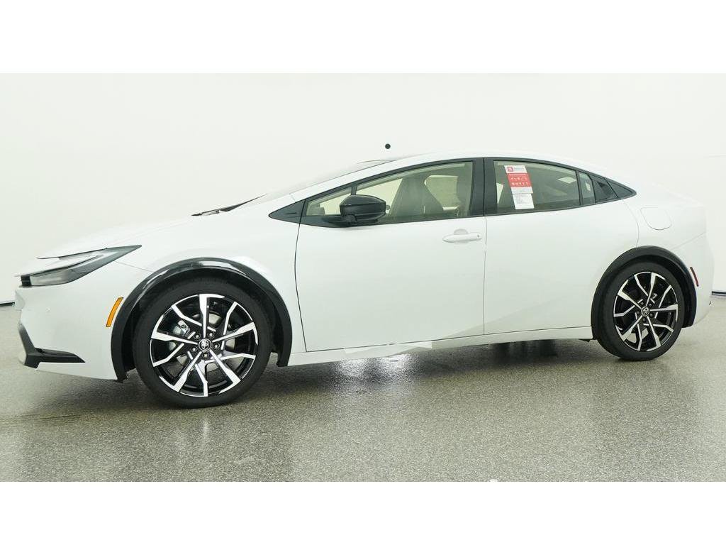 New 2026 Toyota Prius Plug-In Hybrid FWD image 18