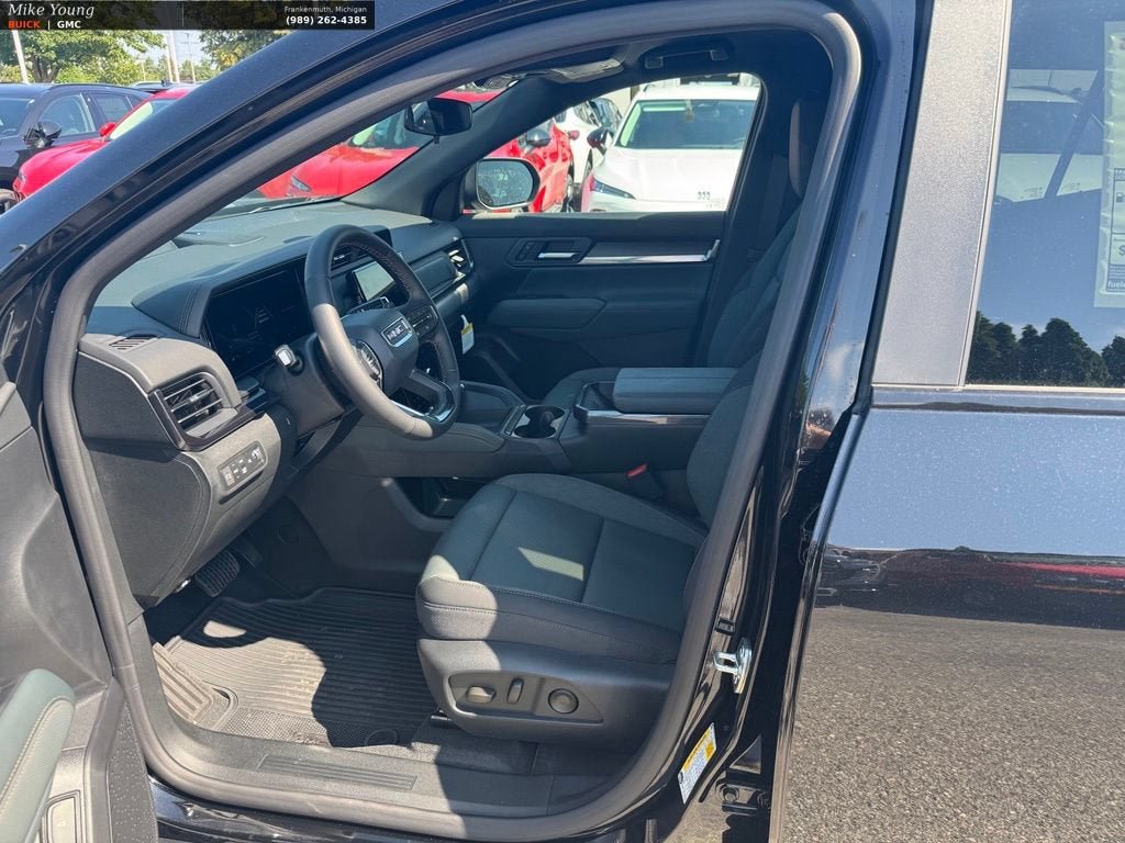 New 2027 GMC Terrain AT4 w/ Convenience Package III AWD/4WD image 21