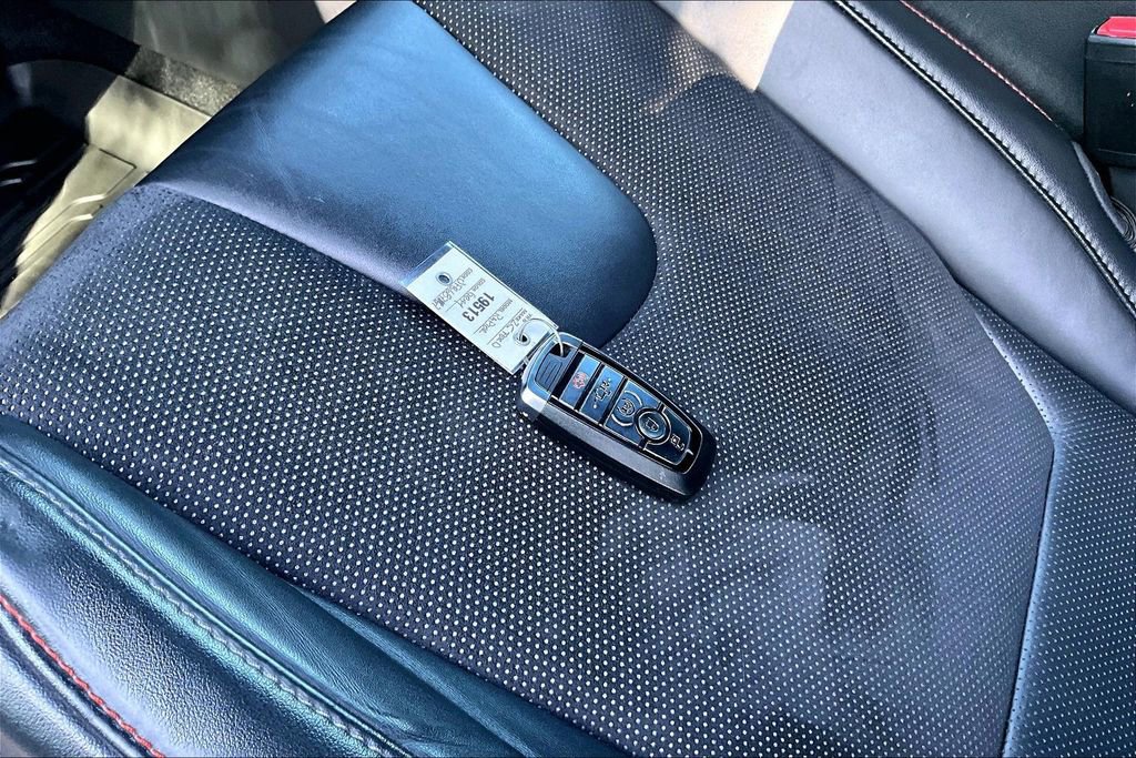 Used 2025 Ford F150 Raptor image 35