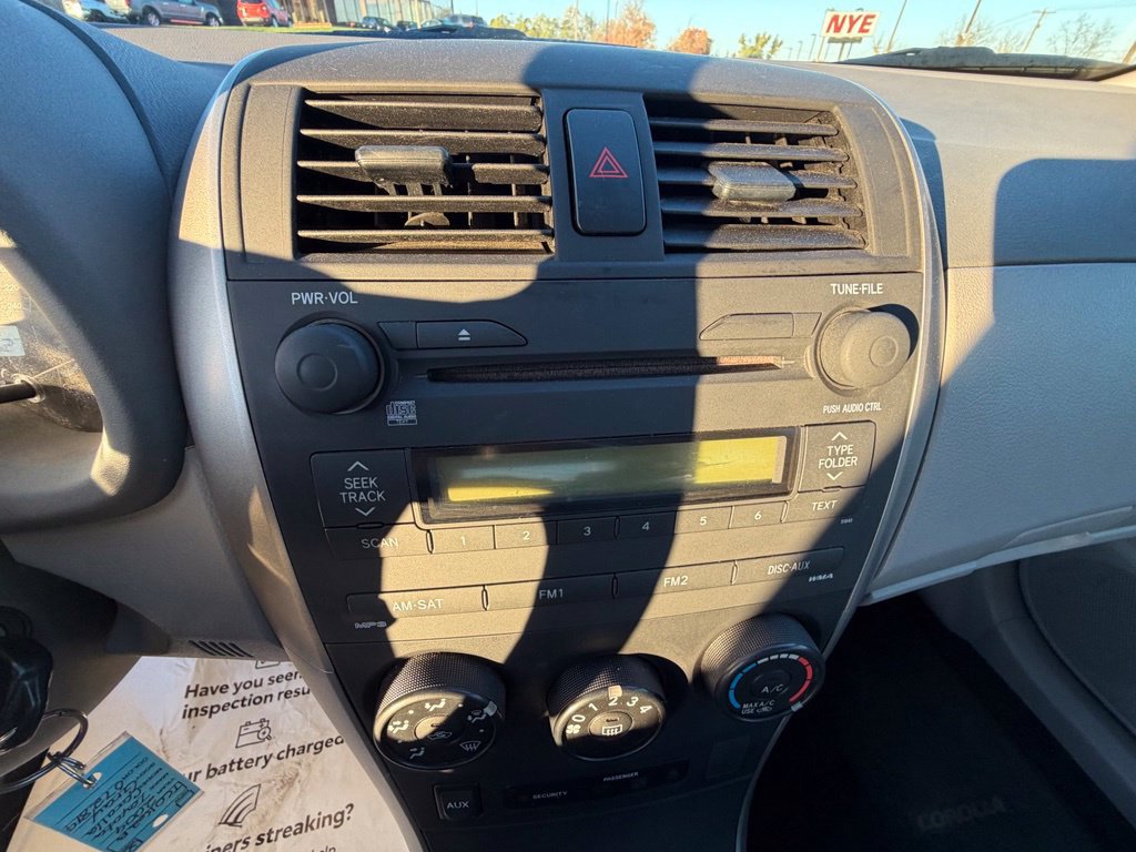Used 2009 Toyota Corolla LE w/ All Weather Guard Pkg FWD image 18