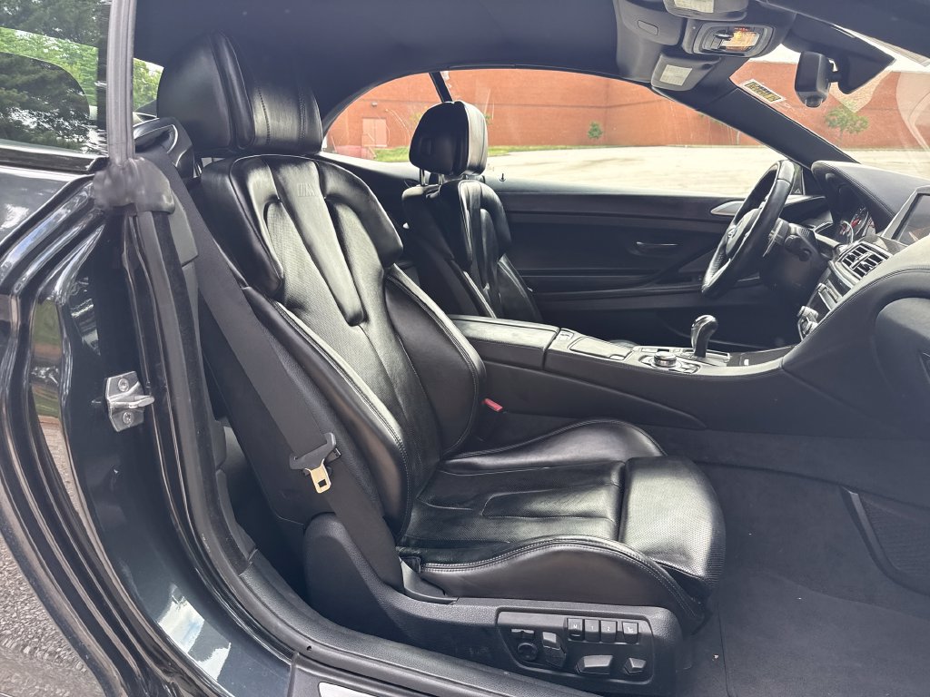 Used 2014 BMW M6 Convertible RWD image 24