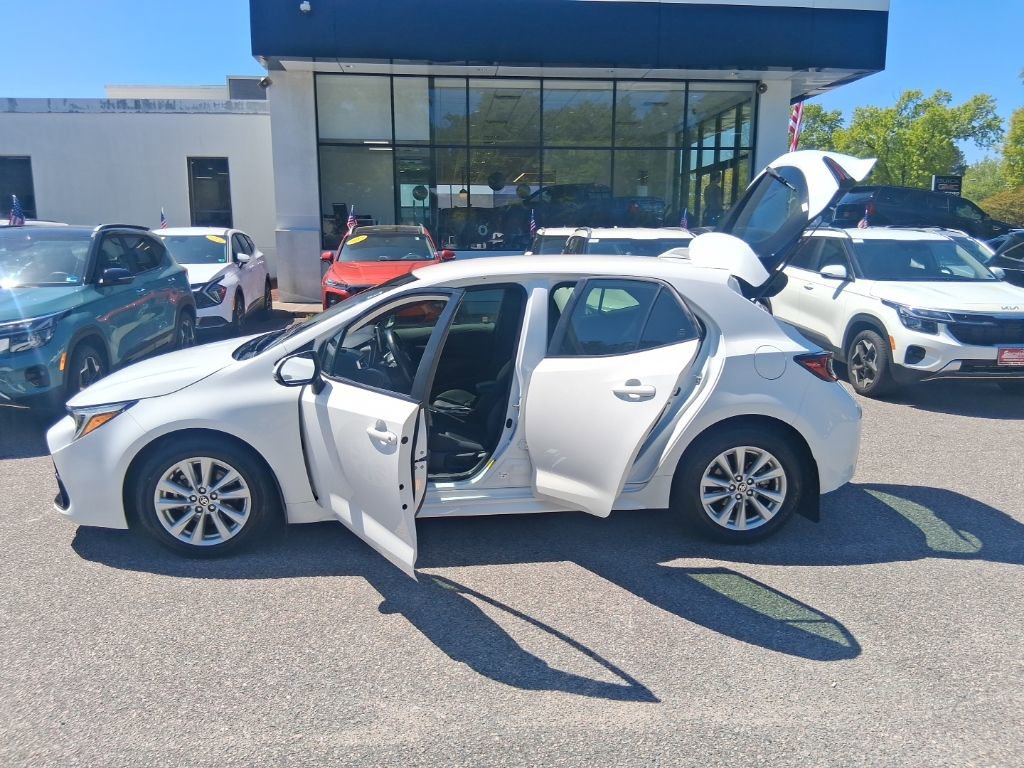 Used 2023 Toyota Corolla SE FWD image 25