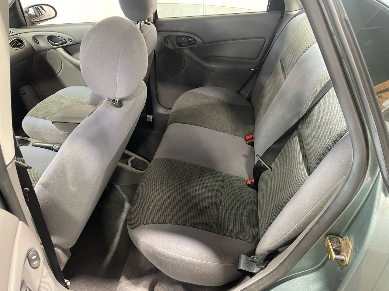 Used 2004 Ford Focus SE image 20