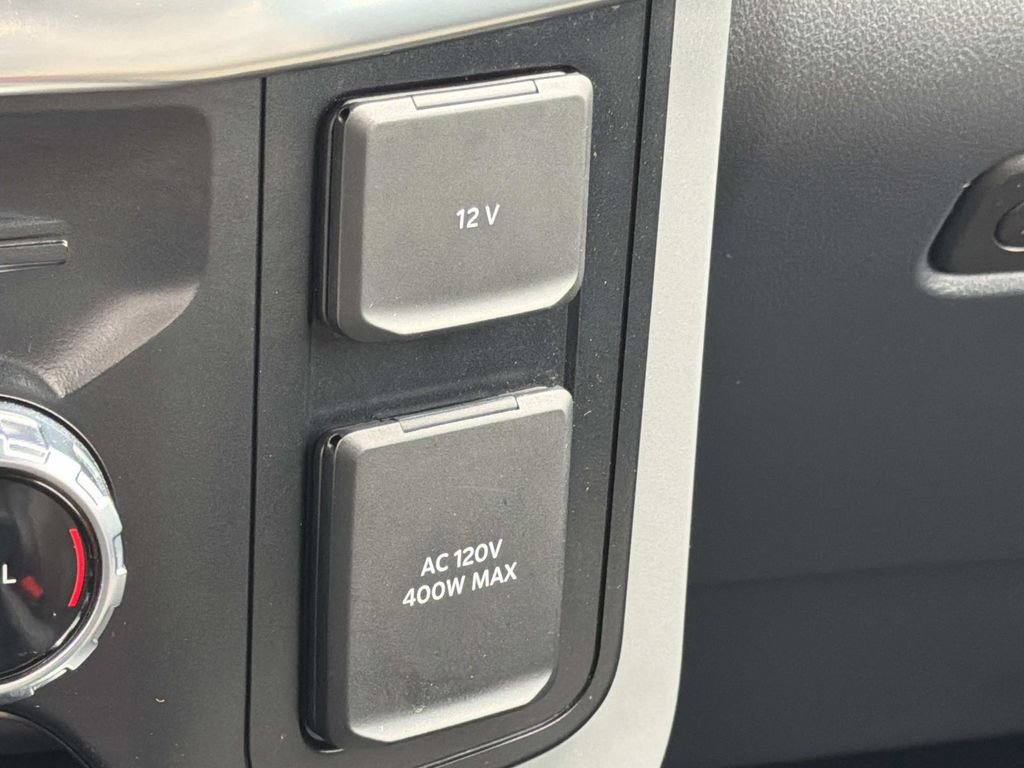 Used 2024 Ford F150 Lariat w/ FX4 Off-Road Package image 27