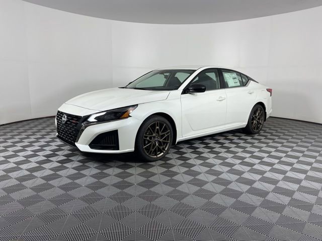 New 2025 Nissan Altima 2.5 SR image 5