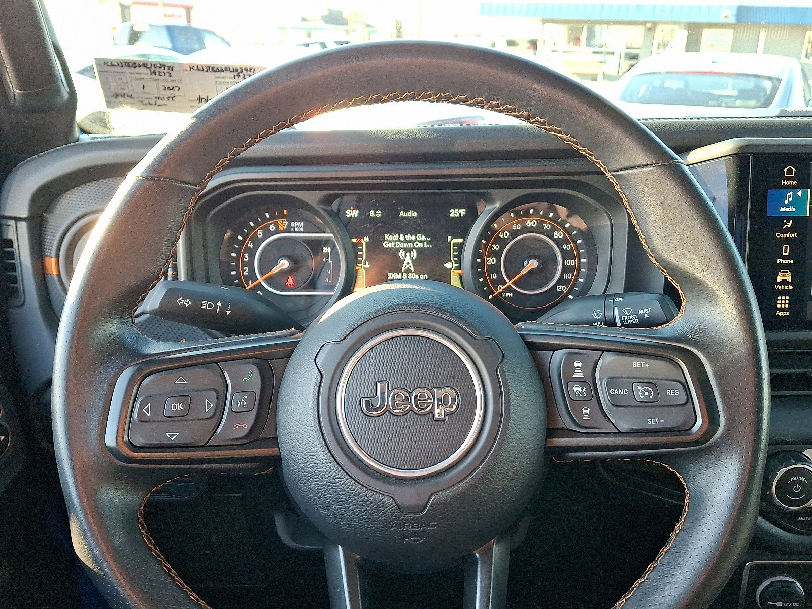 Used 2024 Jeep Gladiator Mojave image 18