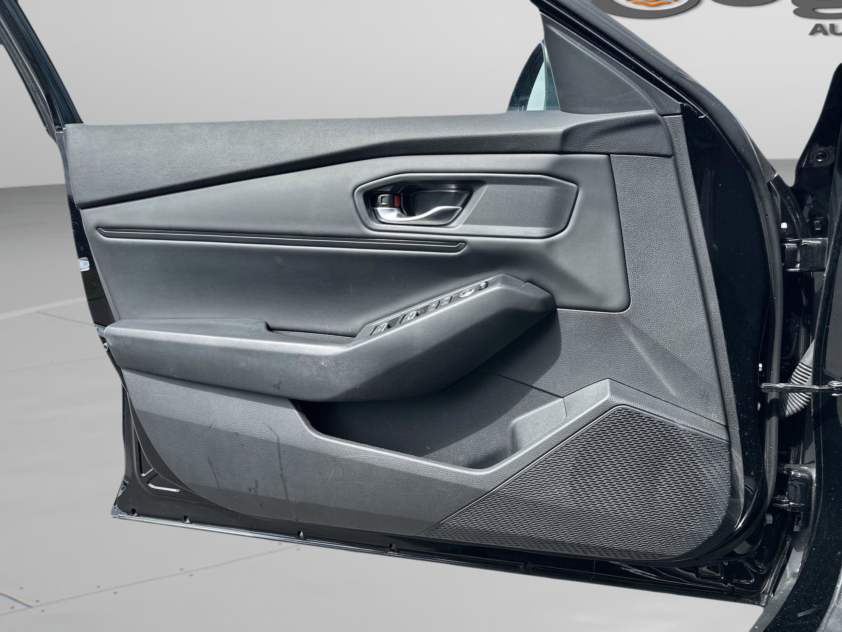 Used 2023 Honda Accord EX image 17