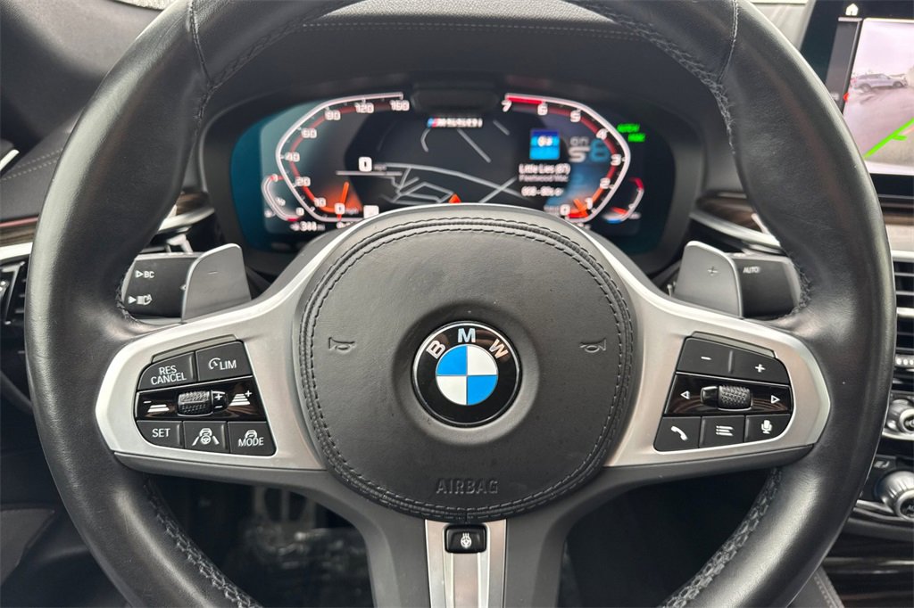 Used 2023 BMW M550i xDrive image 28