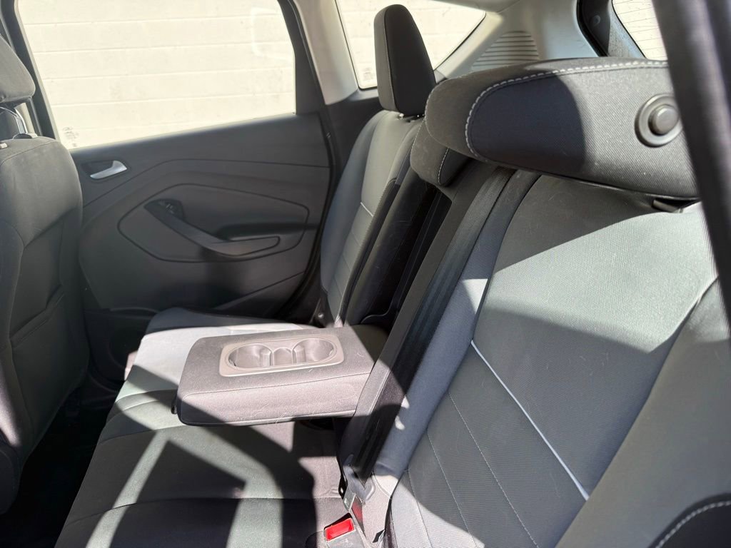 Used 2015 Ford C-MAX SE w/ Interior Protection Package FWD image 25