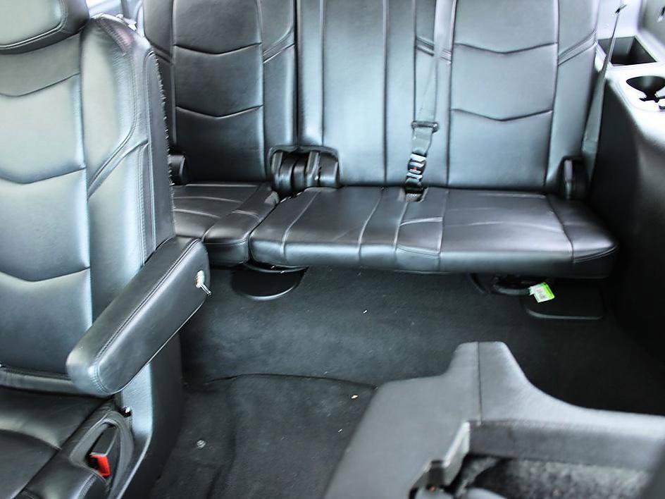 Used 2019 Cadillac Escalade ESV 2WD image 16