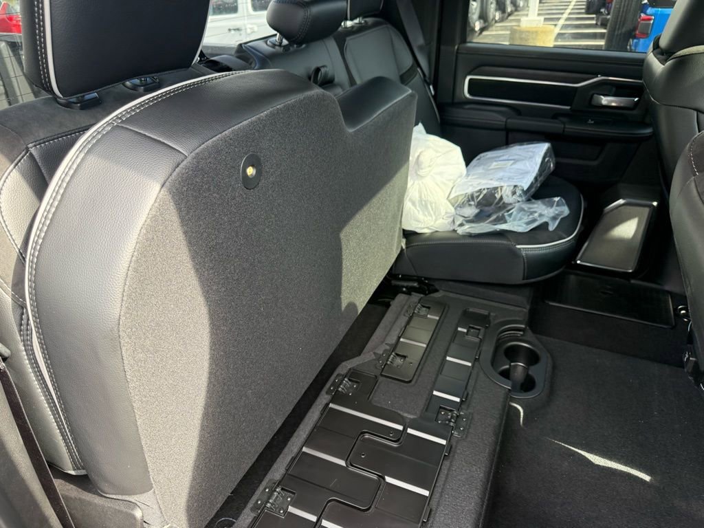 New 2025 RAM 2500 Laramie image 31