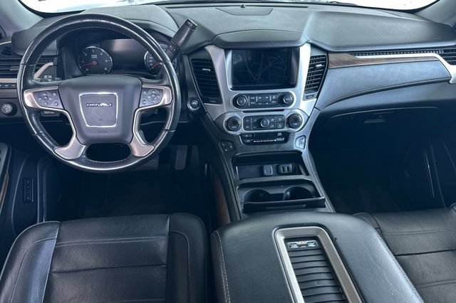 Used 2019 GMC Yukon Denali w/ Denali Ultimate Package AWD/4WD image 13