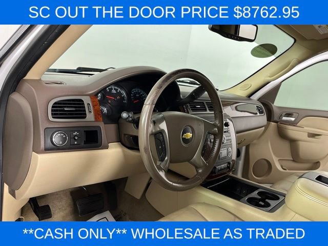 Used 2013 Chevrolet Suburban LT w/ Luxury Package RWD image 16