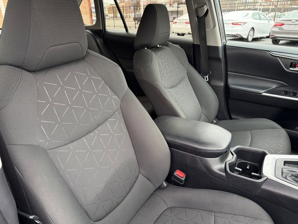 Certified 2024 Toyota RAV4 XLE image 18