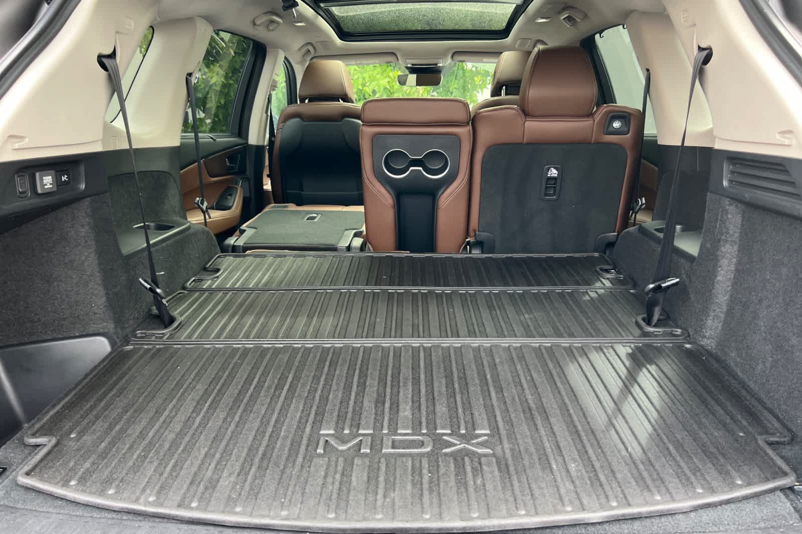 Certified 2025 Acura MDX w/ Technology Package AWD/4WD image 16