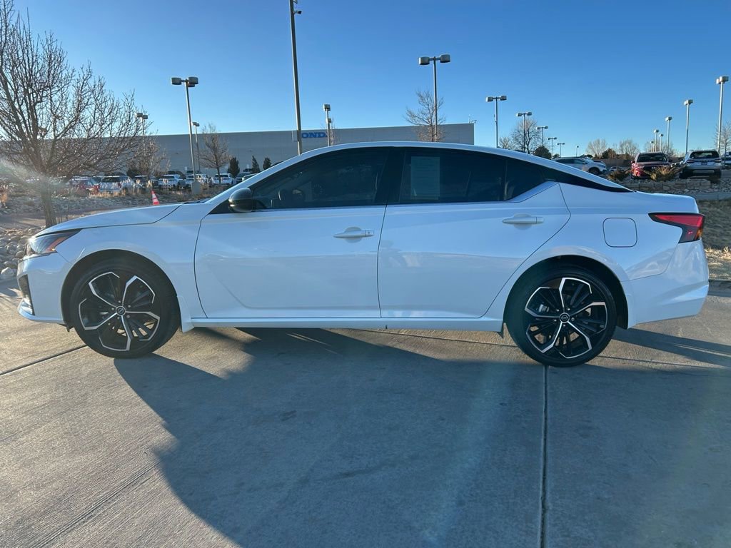 Used 2025 Nissan Altima 2.5 SR image 6